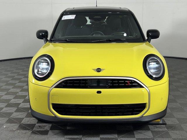 Photo of 2025 Yellow MINI Hardtop