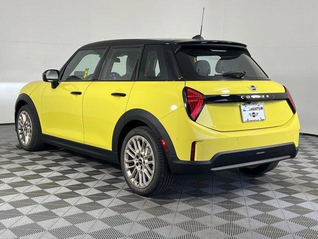 Photo of 2025 Yellow MINI Hardtop