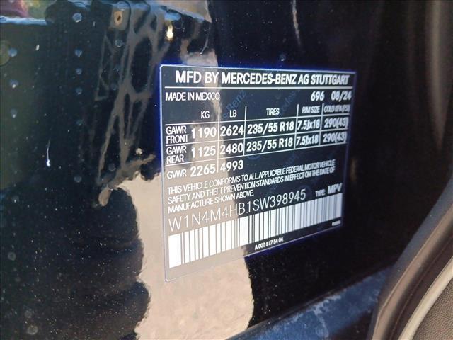 Photo of 2025 Night Black Mercedes-Benz GLB 250