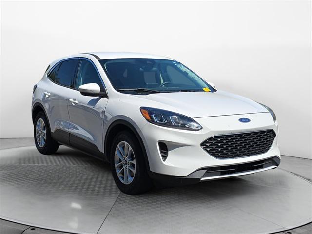 Photo of 2021 Oxford White Ford Escape