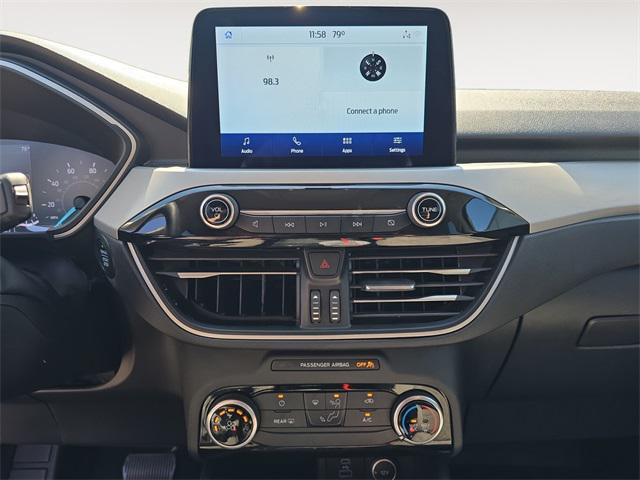 Photo of 2021 Oxford White Ford Escape