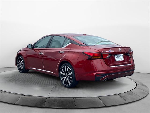 Photo of 2020 Scarlet Ember Tintcoat Nissan Altima