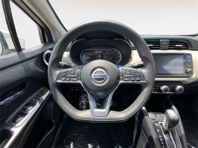 Photo of 2021 Aspen White TriCoat Pearl Nissan Versa
