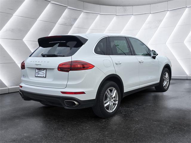 Photo of 2016 White Porsche Cayenne