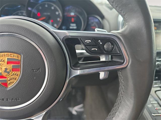 Photo of 2016 White Porsche Cayenne