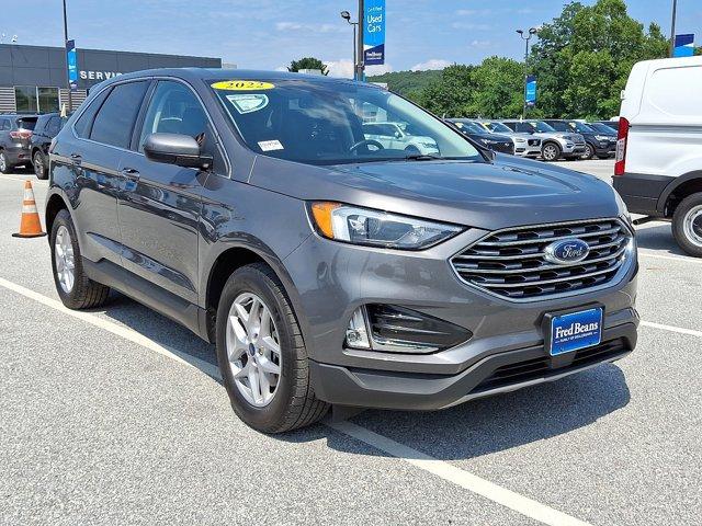Photo of 2022 CARBONIZED GRAY Ford Edge