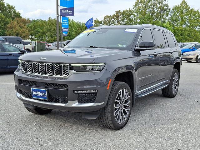 Photo of 2022 Metallic Jeep Grand Cherokee