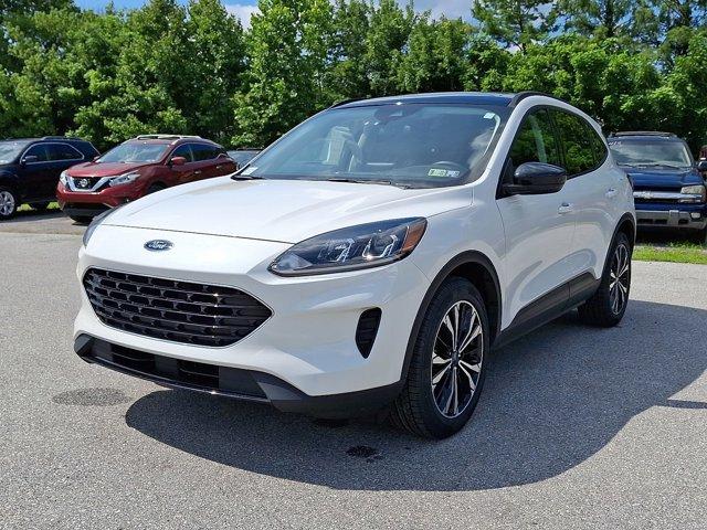 Photo of 2022 STAR WHITE METALLIC TRI-COA Ford Escape