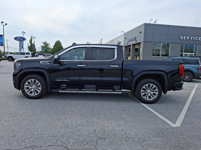 Photo of 2023 Onyx Black GMC Sierra 1500