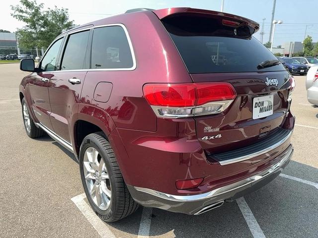 Photo of 2016 Velvet Red Pearlcoat Jeep Grand Cherokee