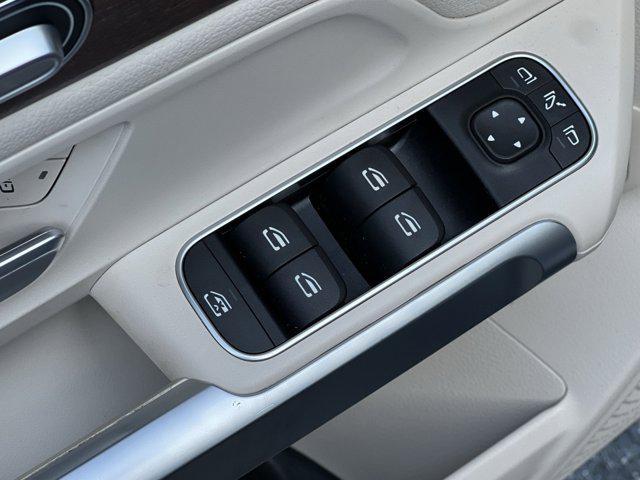 Photo of 2023 Mountain Grey Metallic Mercedes-Benz GLB 250