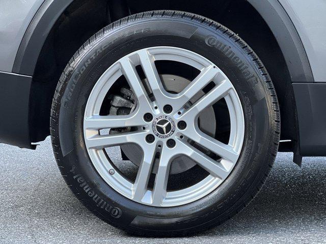 Photo of 2023 Mountain Grey Metallic Mercedes-Benz GLB 250