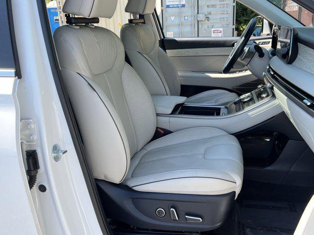 Photo of 2023 Hyper White Hyundai PALISADE