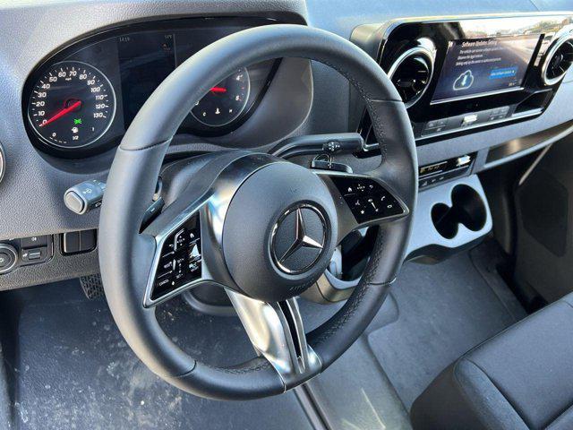 Photo of 2025 Arctic White Mercedes-Benz Sprinter 2500