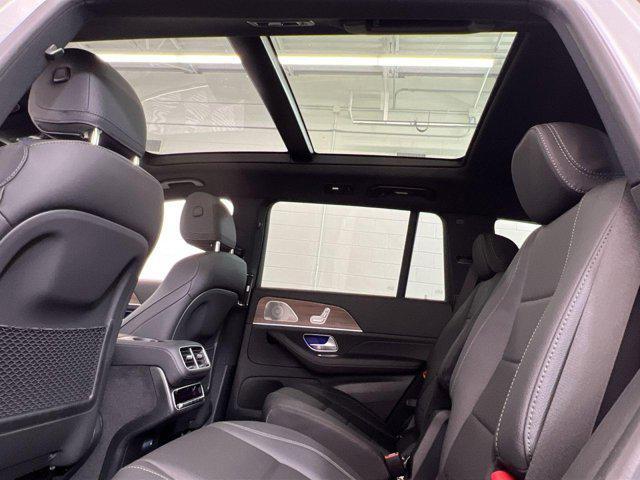 Photo of 2025 Cirrus Silver Metallic Mercedes-Benz GLS 450