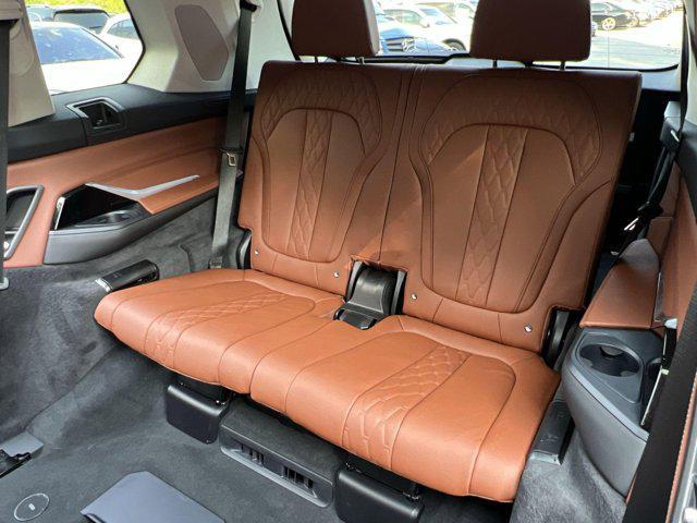 Photo of 2025 Blue Ridge Mountain Metallic BMW X7