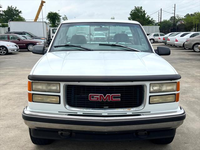 Photo of 1998 White GMC Sierra 1500