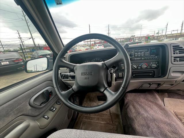 Photo of 1998 White GMC Sierra 1500
