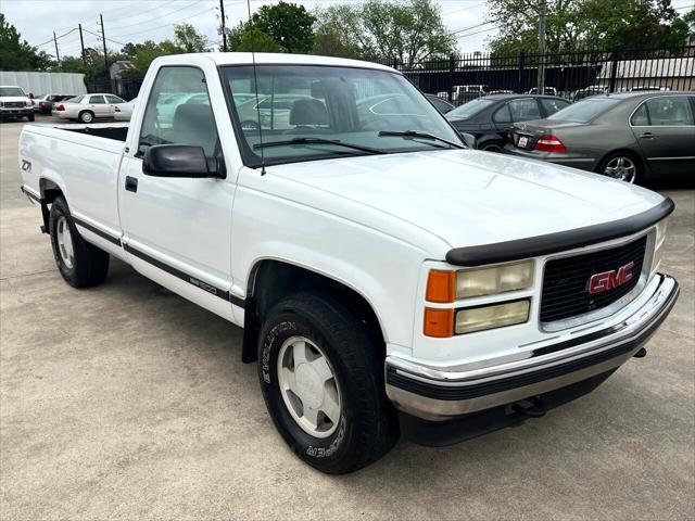 Photo of 1998 White GMC Sierra 1500