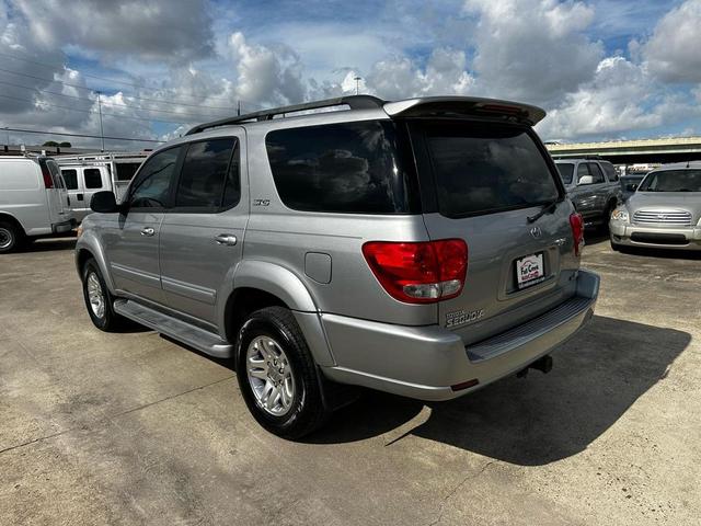 Photo of 2005 Silver Sky Metallic Toyota Sequoia
