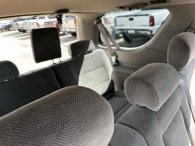 Photo of 2005 Silver Sky Metallic Toyota Sequoia