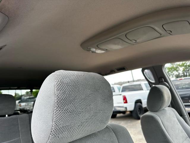 Photo of 2005 Silver Sky Metallic Toyota Sequoia