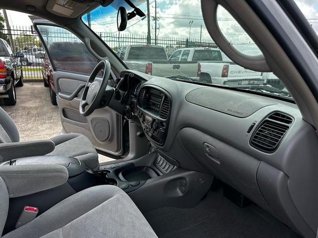 Photo of 2005 Silver Sky Metallic Toyota Sequoia