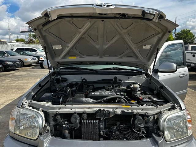 Photo of 2005 Silver Sky Metallic Toyota Sequoia
