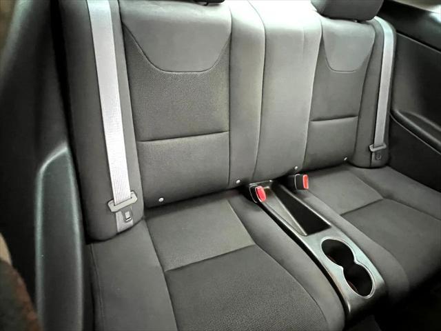 Photo of 2009 Maroon Pontiac G6