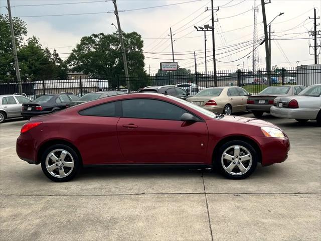 Photo of 2009 Maroon Pontiac G6