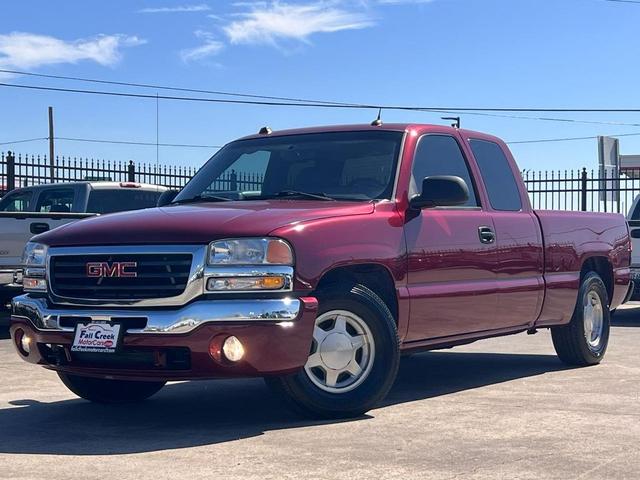 Photo of 2004 Maroon GMC Sierra 1500