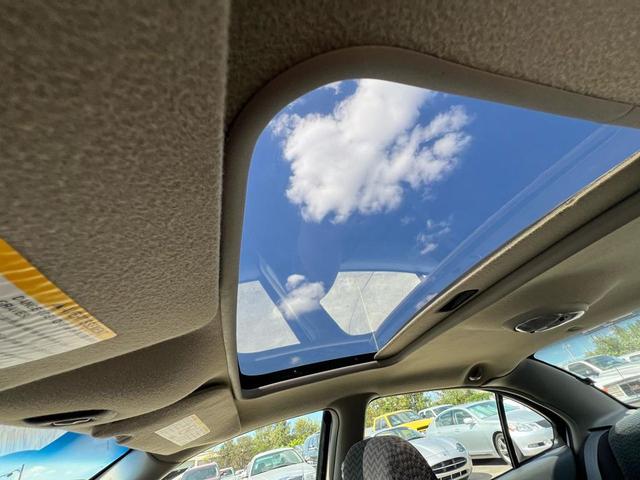 Photo of 2003 Silver Pontiac Grand Am