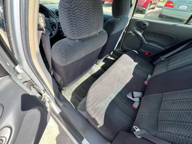 Photo of 2003 Silver Pontiac Grand Am