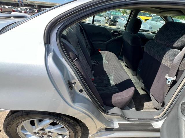 Photo of 2003 Silver Pontiac Grand Am