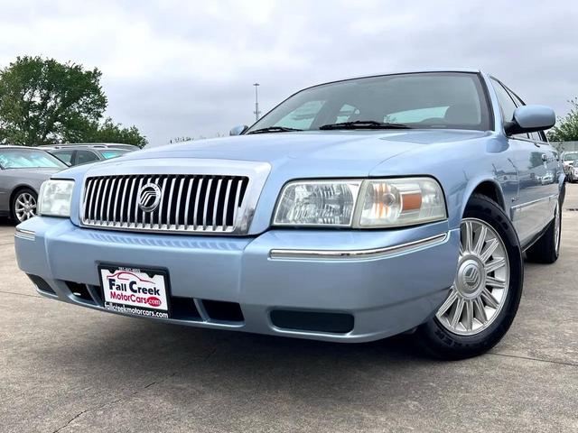 Photo of 2009 Blue Mercury Grand Marquis