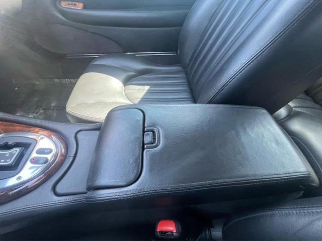 Photo of 2006 Silver Jaguar XK8