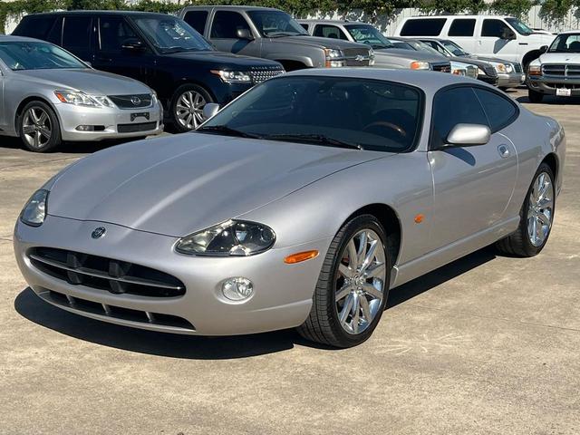 Photo of 2006 Silver Jaguar XK8