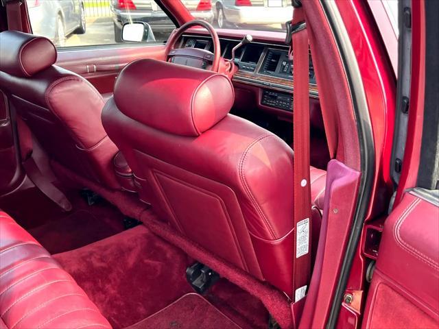 Photo of 1990 Burgundy Lincoln Town Car