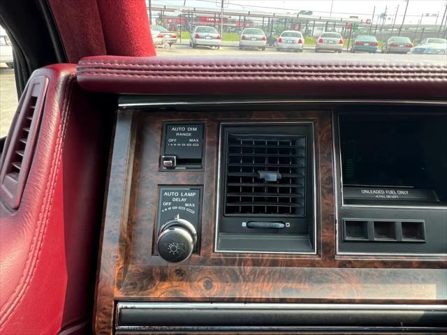 Photo of 1990 Burgundy Lincoln Town Car