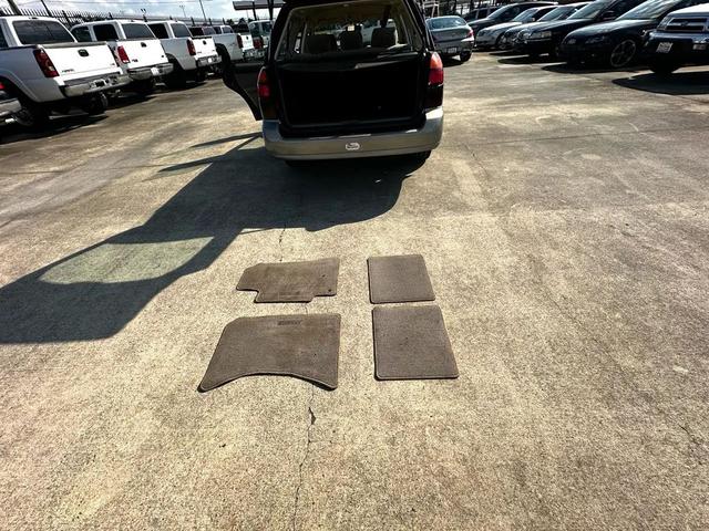 Photo of 2001 Winestone Pearl/Titanium Pearl Subaru Outback
