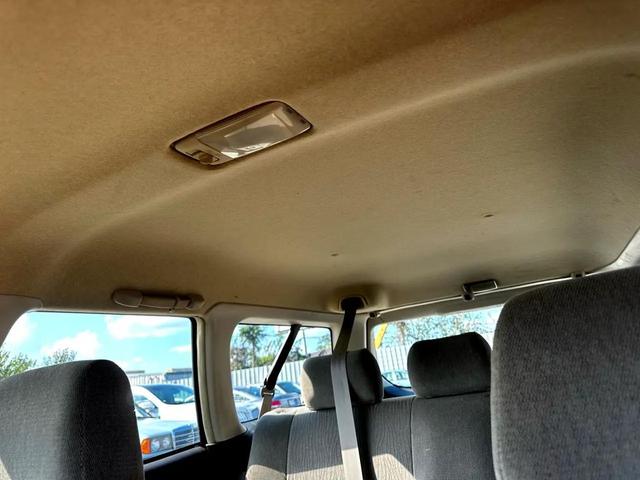 Photo of 2001 Winestone Pearl/Titanium Pearl Subaru Outback