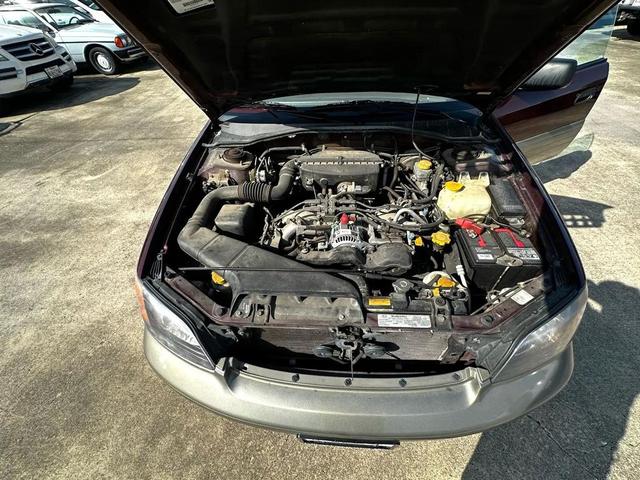 Photo of 2001 Winestone Pearl/Titanium Pearl Subaru Outback