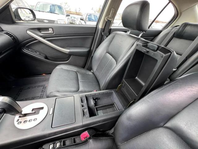 Photo of 2003 Black INFINITI G35