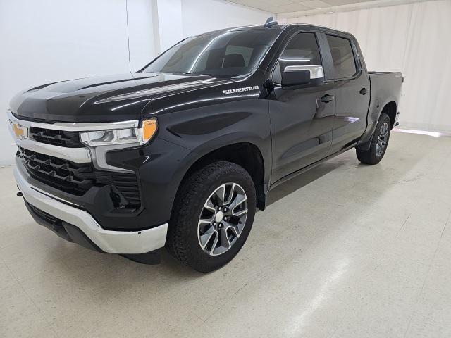Photo of 2024 Black Chevrolet Silverado 1500