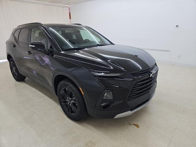 Photo of 2022 Black Chevrolet Blazer