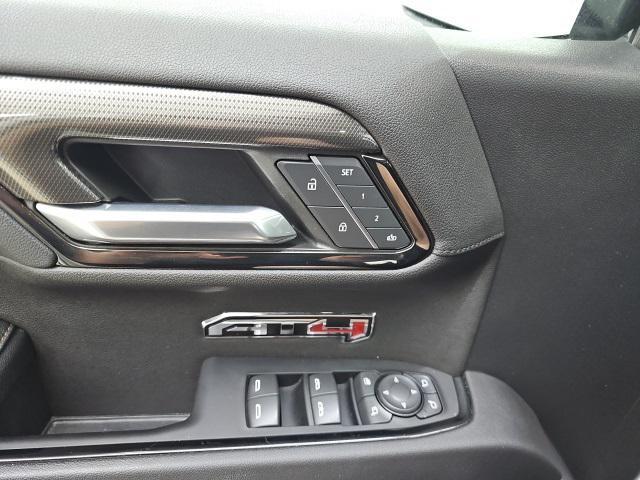 Photo of 2023 Summit White GMC Sierra 1500