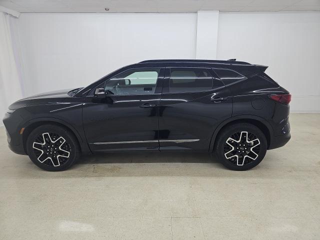 Photo of 2023 Black Chevrolet Blazer