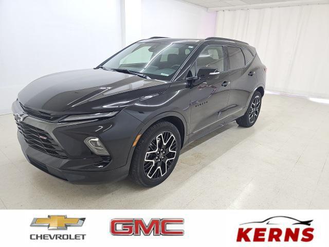 Photo of 2023 Black Chevrolet Blazer