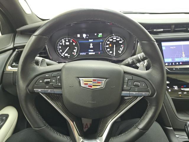 Photo of 2022 Stellar Black Metallic Cadillac XT6