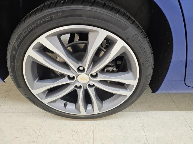 Photo of 2023 Riverside Blue Metallic Chevrolet Malibu
